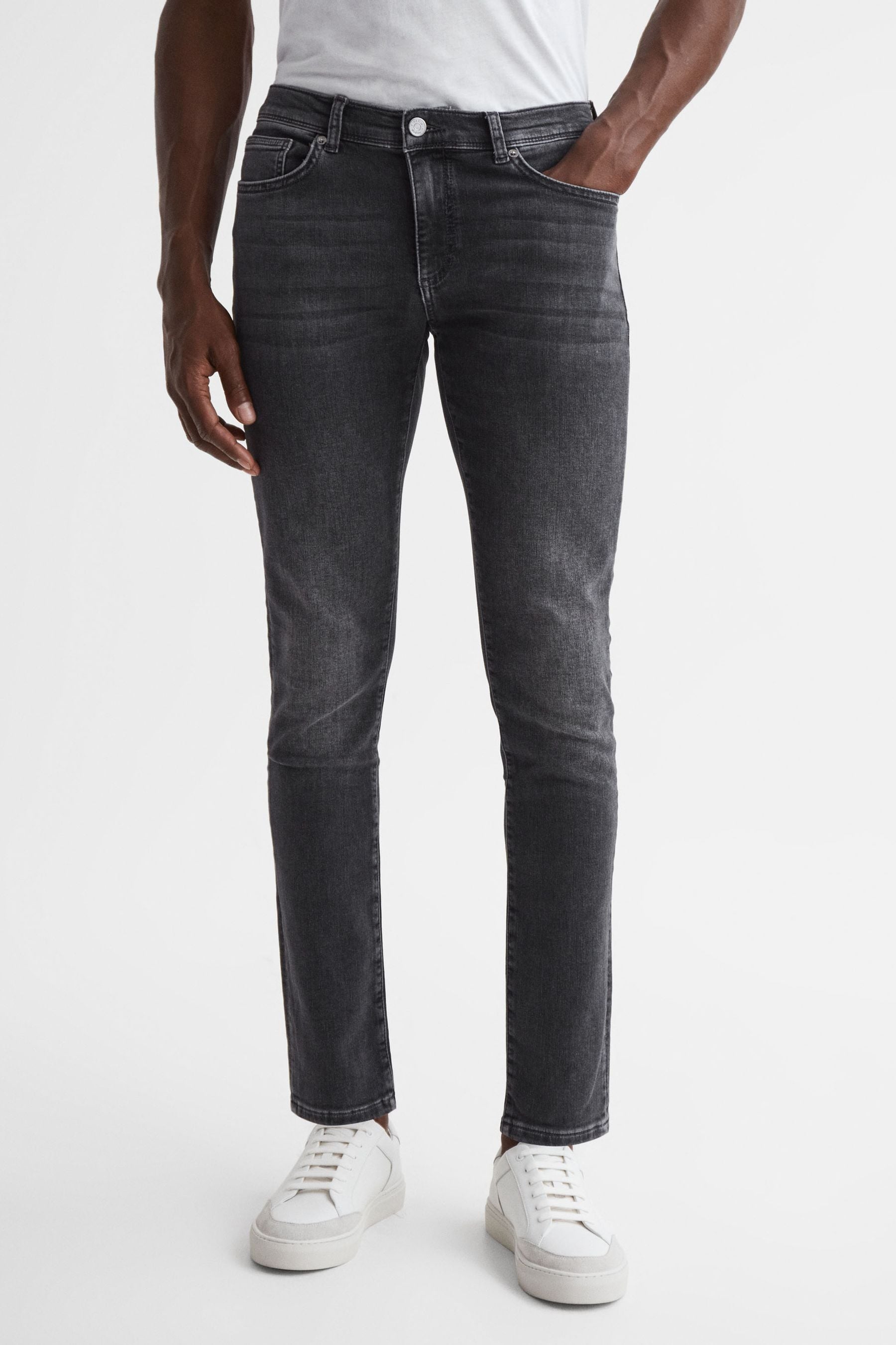 Reiss Mens Washed Grey Harry Slim-fit Low-rise Denim Jeans