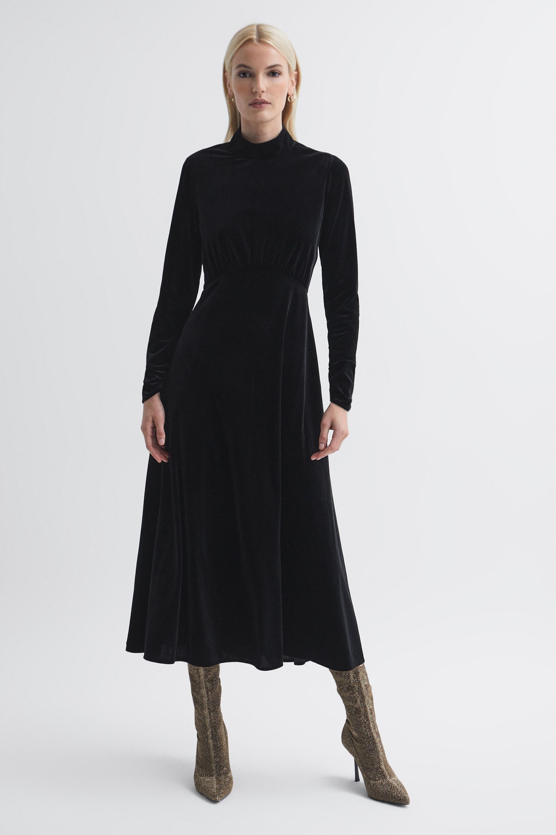 Florere Velvet Midi Dress In Black