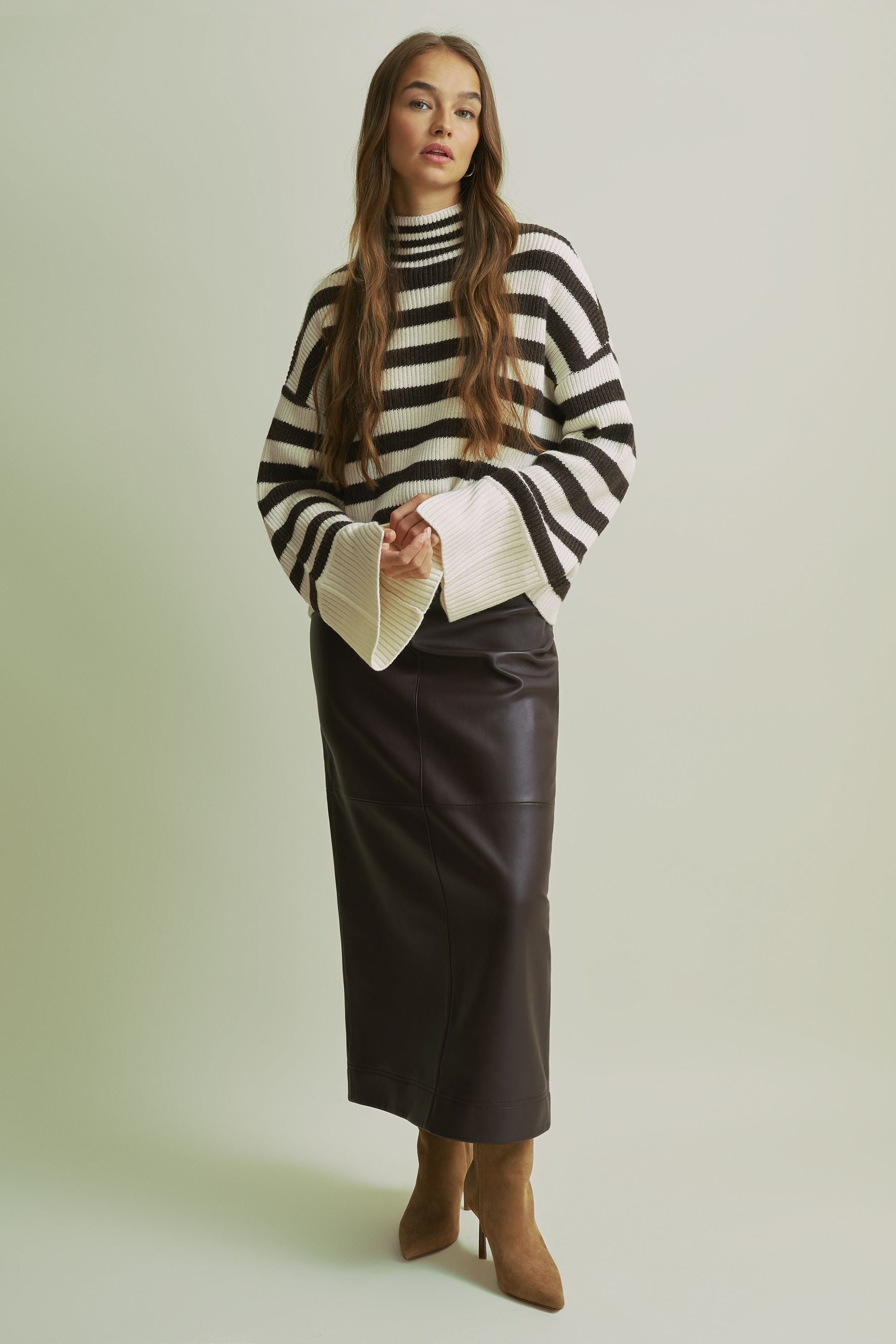 Florere Boxy Striped Jumper In Chocolate/ivory