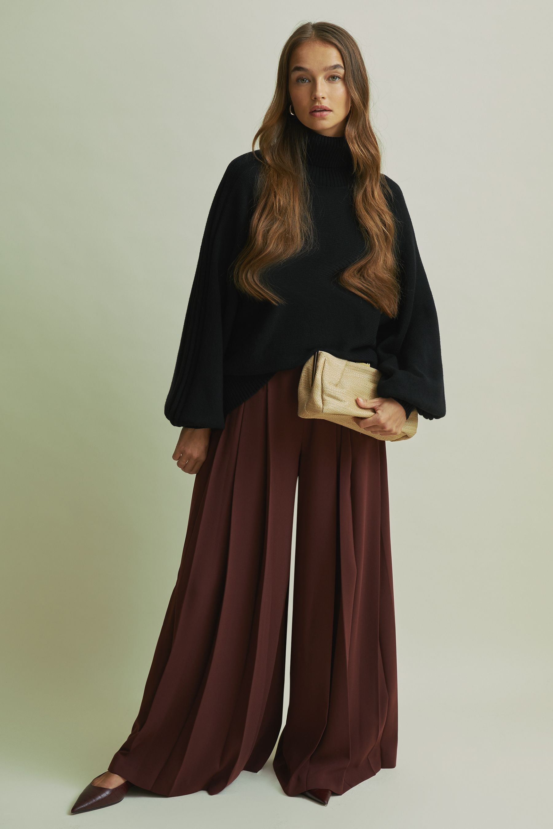 Florere Wool Blend Roll Neck Jumper In Black