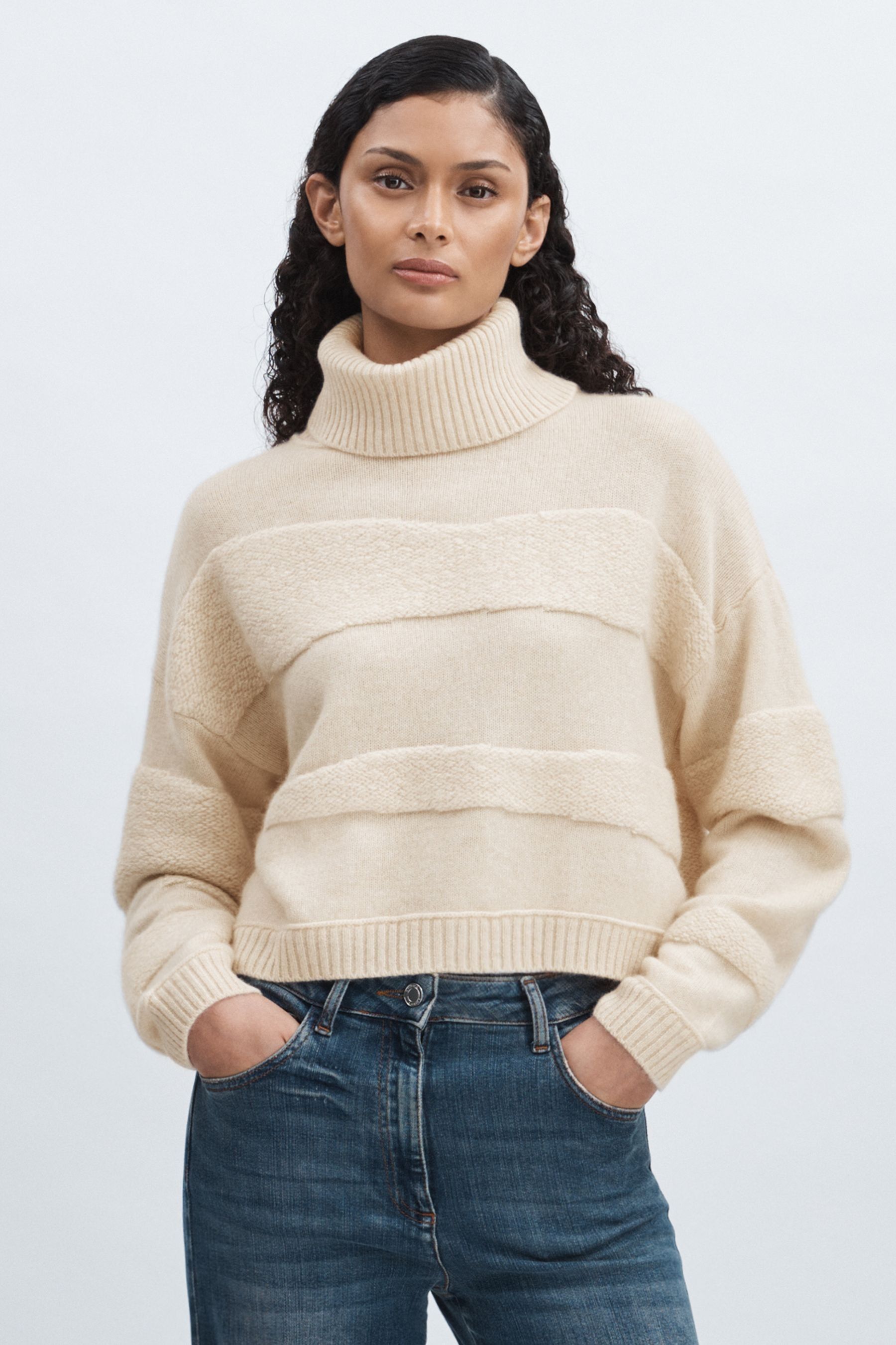 Crush Collection 100% Cashmere-neck Jumper In Cream