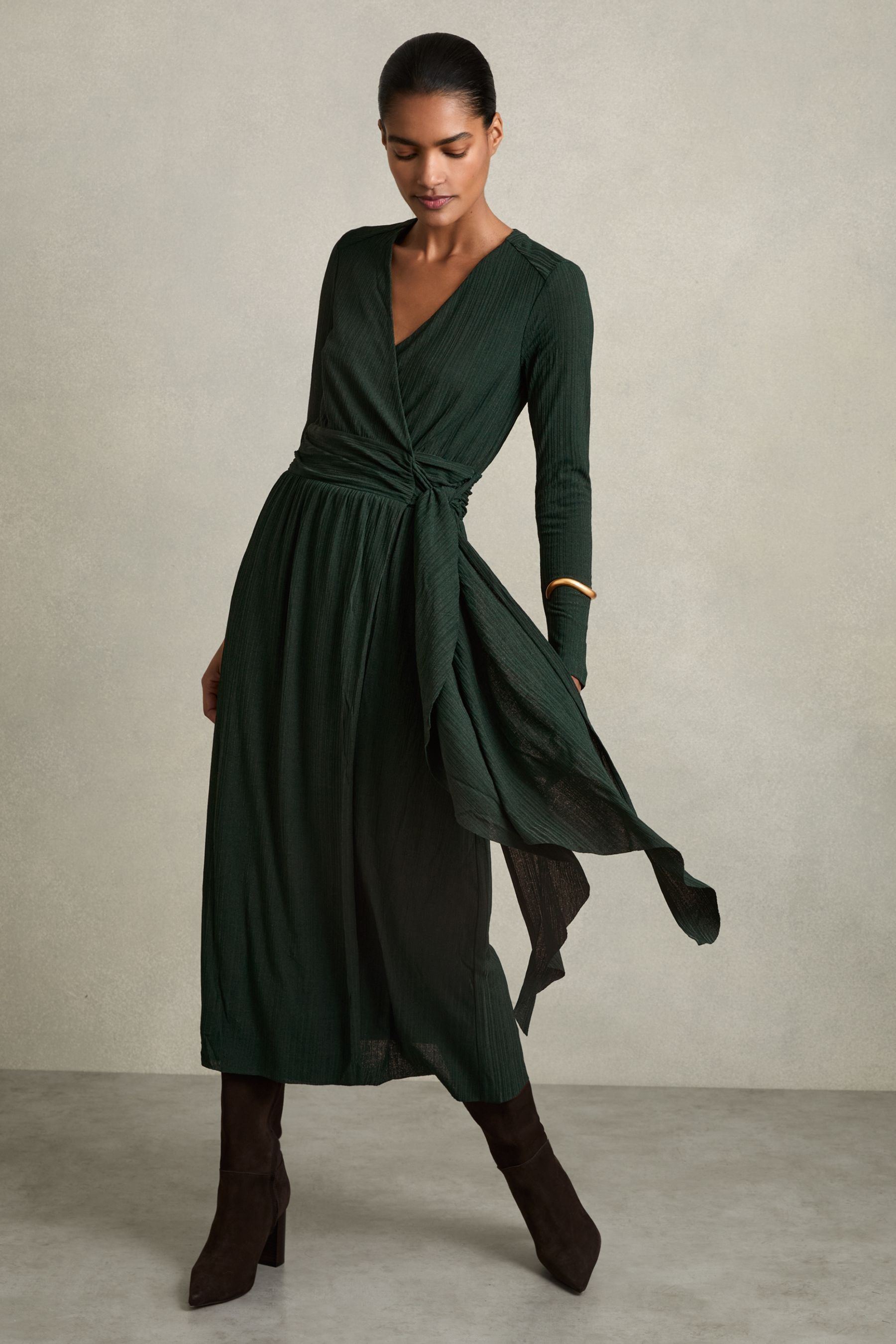 Reiss Green Jersey Wrap-tie Midi Dress In Green