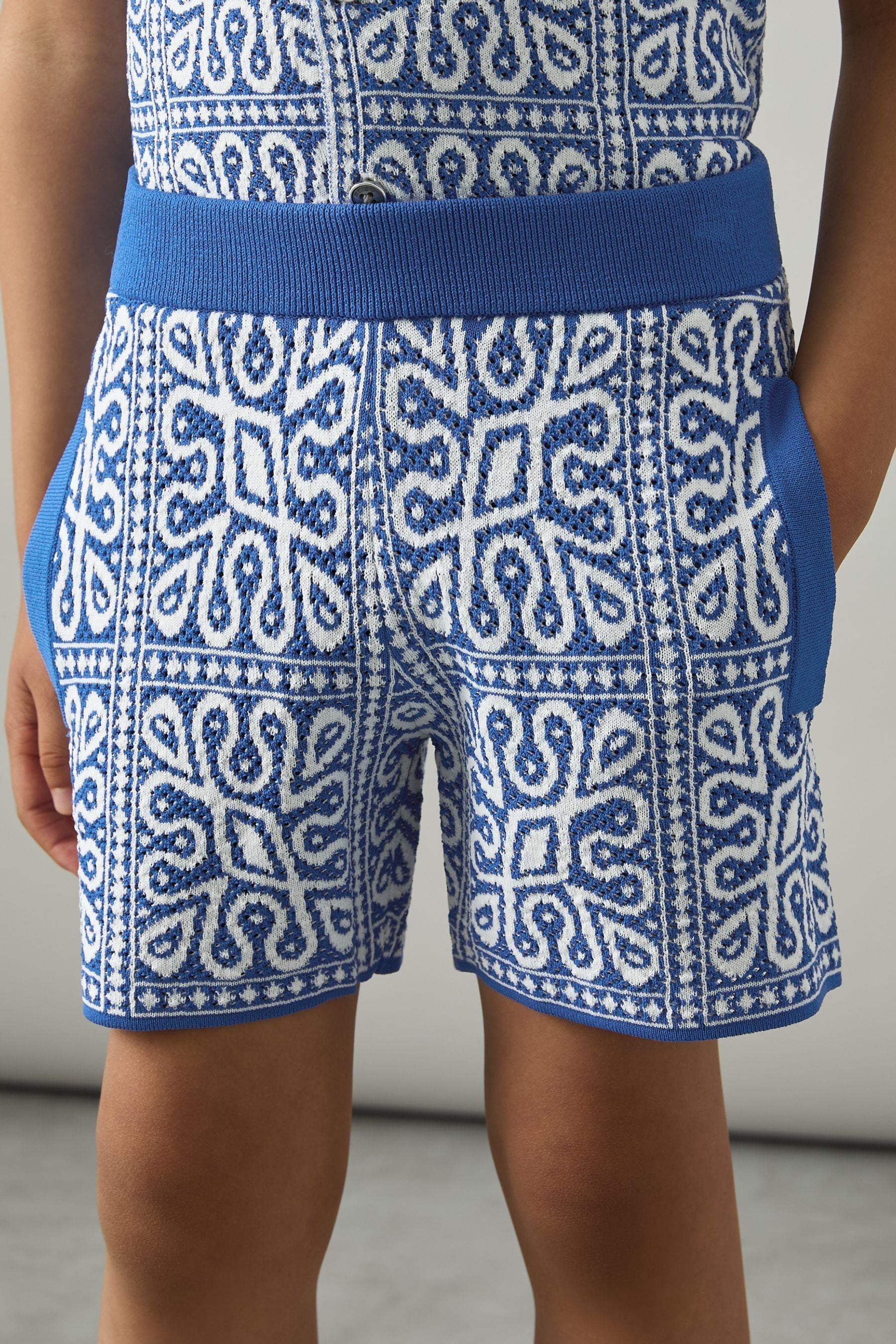 Reiss Blue/white 3-9 Yrs Tile Pattern Knit Shorts In Blue/white