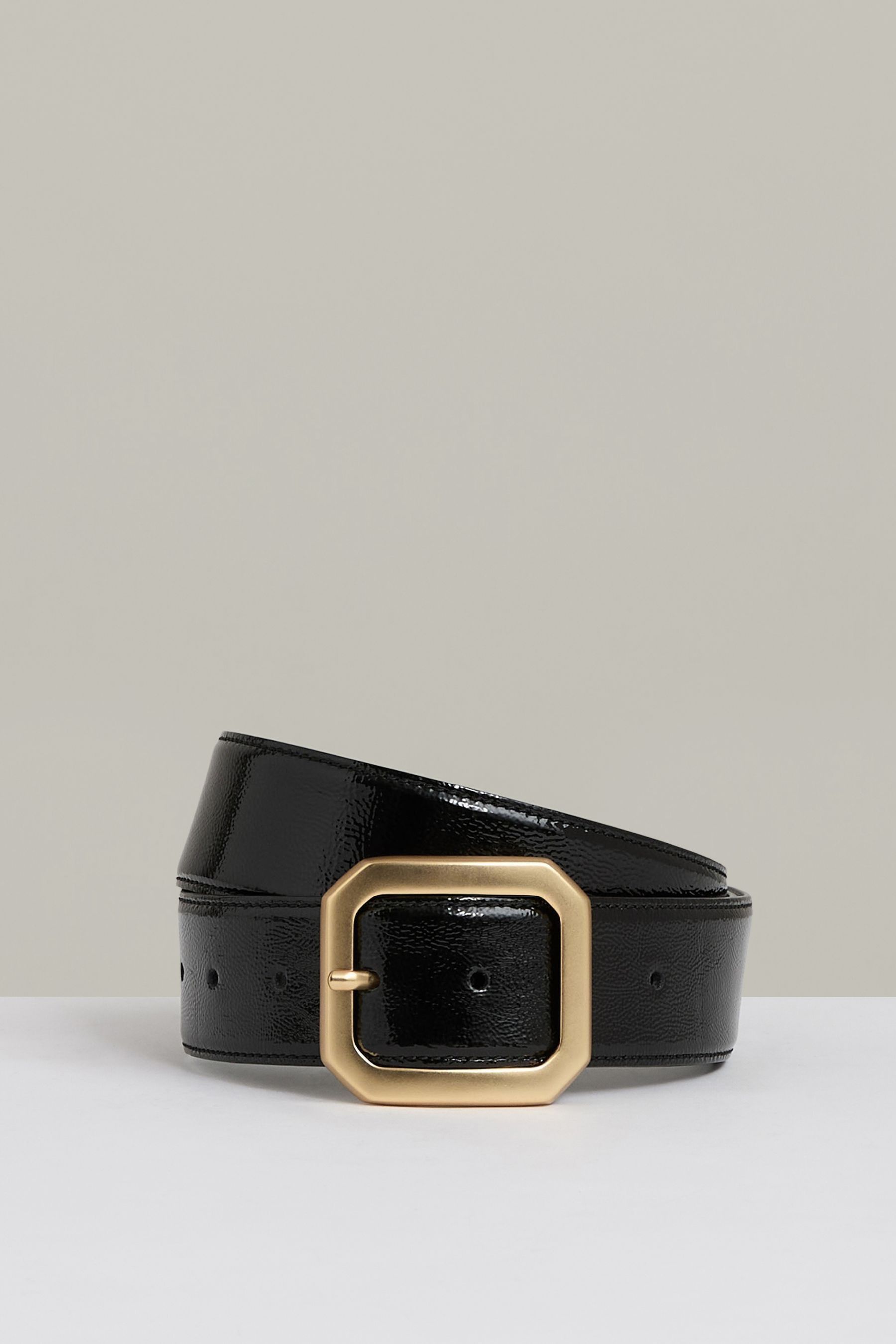 Reiss Black Edna Suede Oval-buckle Belt In Black
