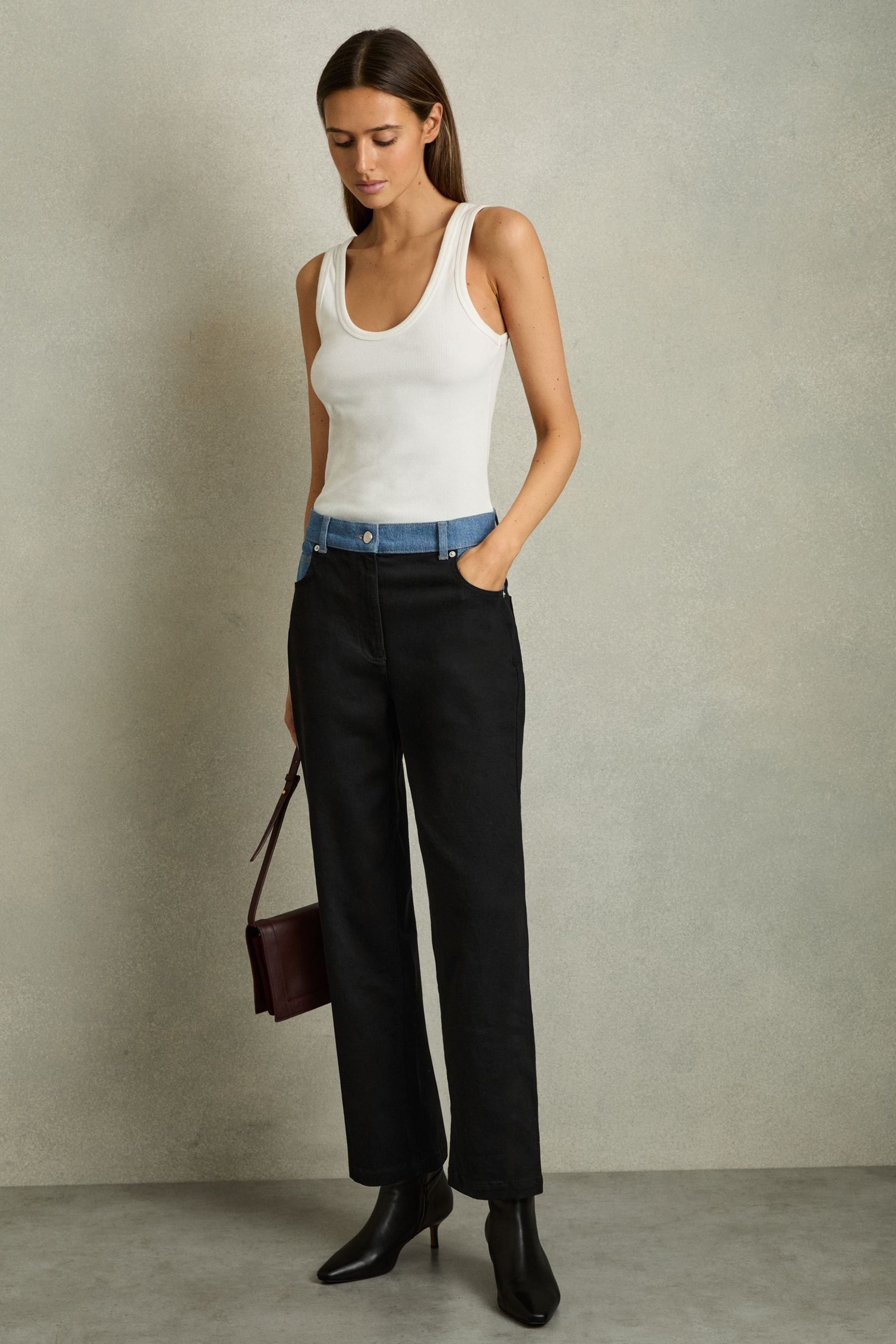 Reiss Black Colour-block Twisted-seam Straight Jeans
