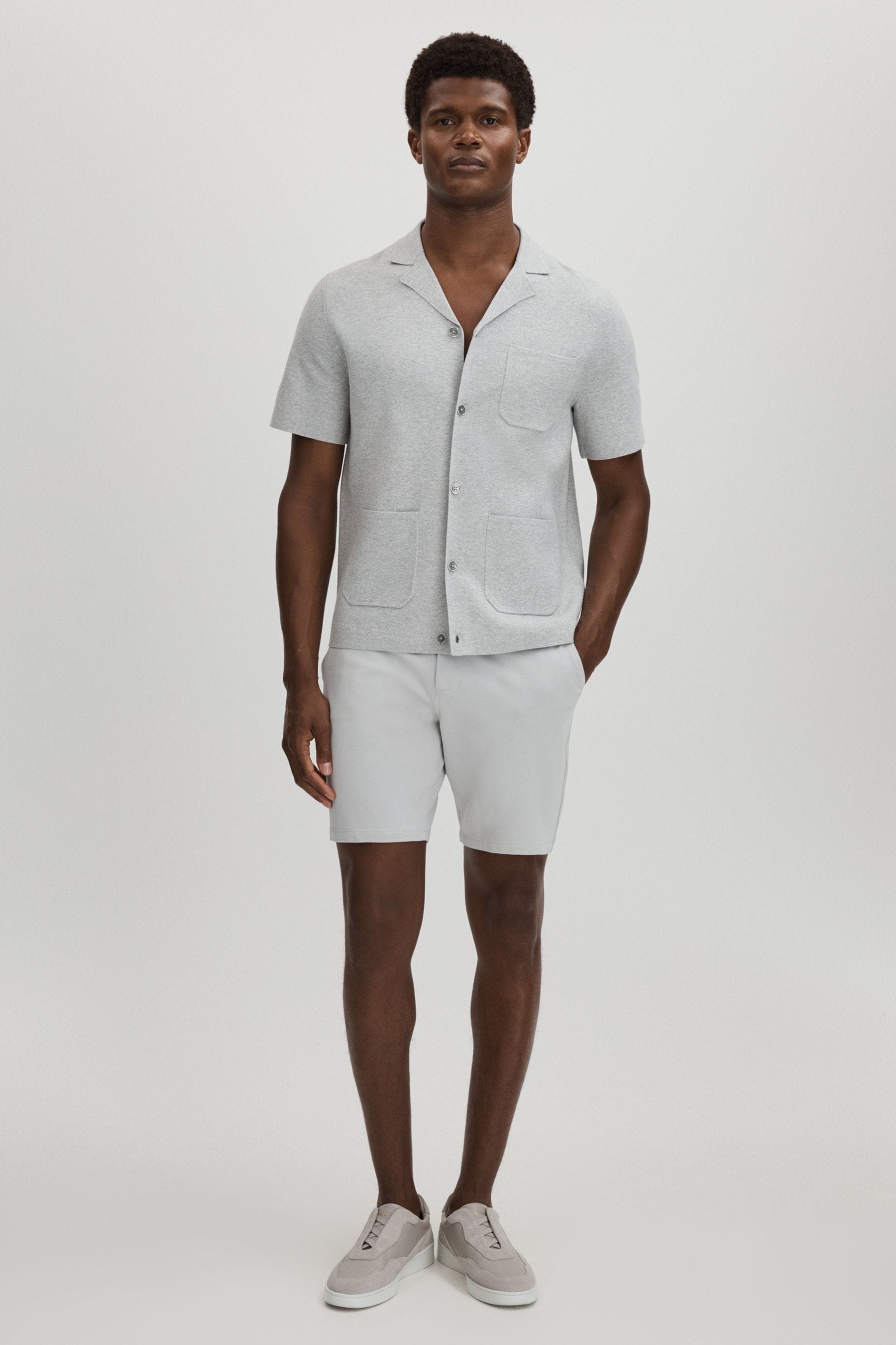 Paige Tailored Shorts In Grey