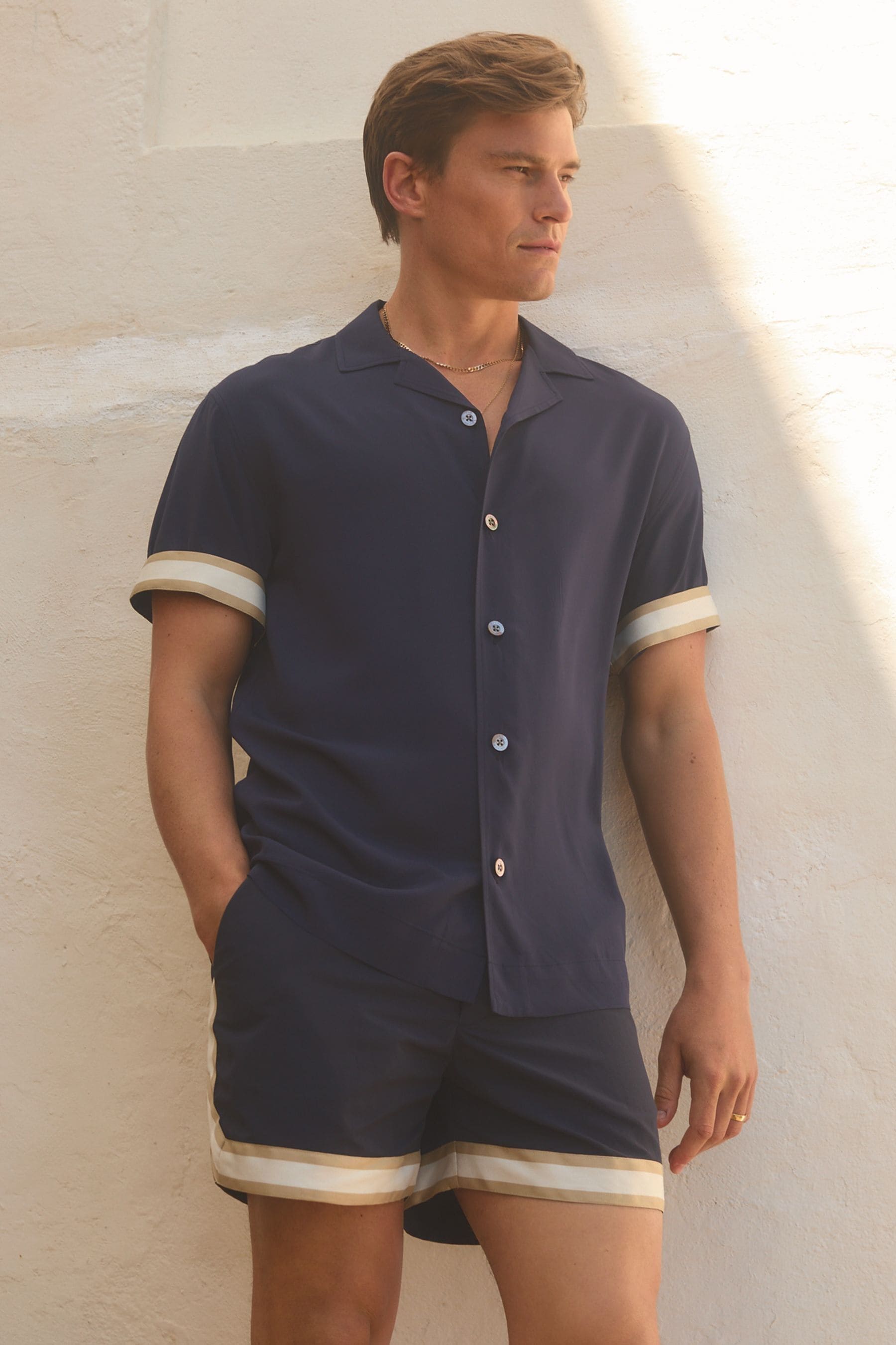 Reiss Navy | Ché Cuff Detail Cuban Collar Shirt In Navy