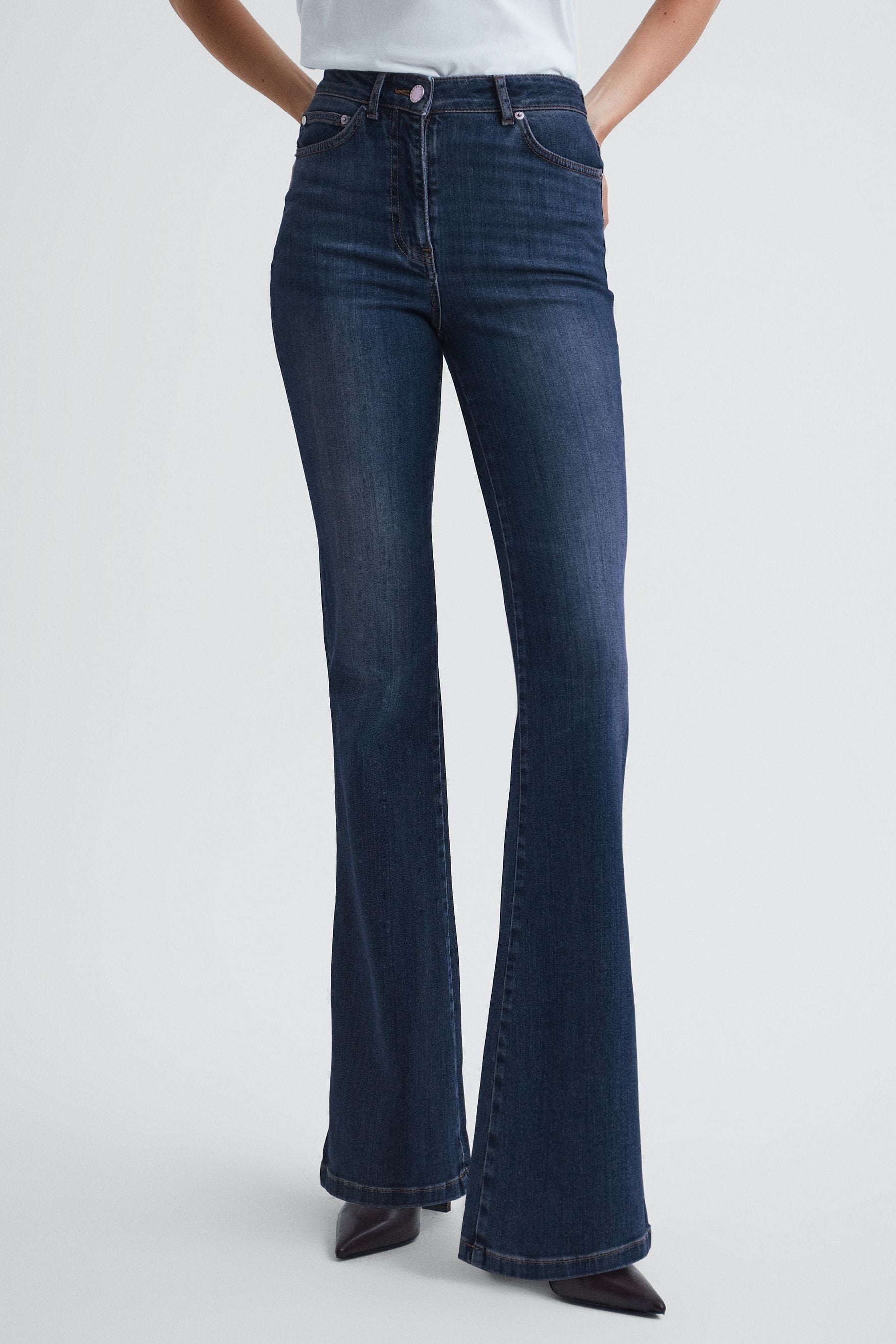 Reiss Womens Mid Blue Beau Skinny Flared High-rise Stretch-denim Jeans