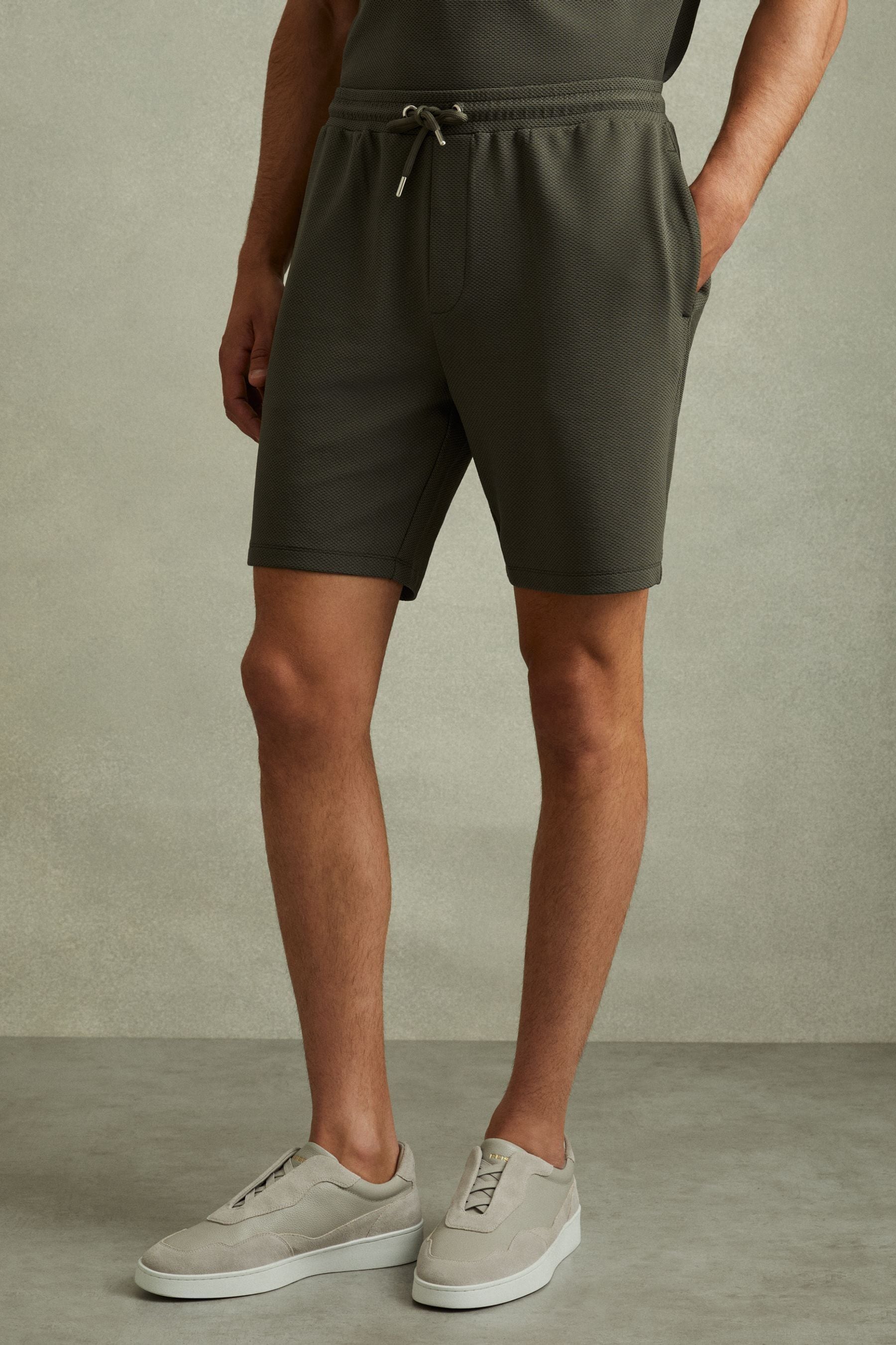 Shop Reiss Green Smoke Amarillo Textured Drawstring Shorts