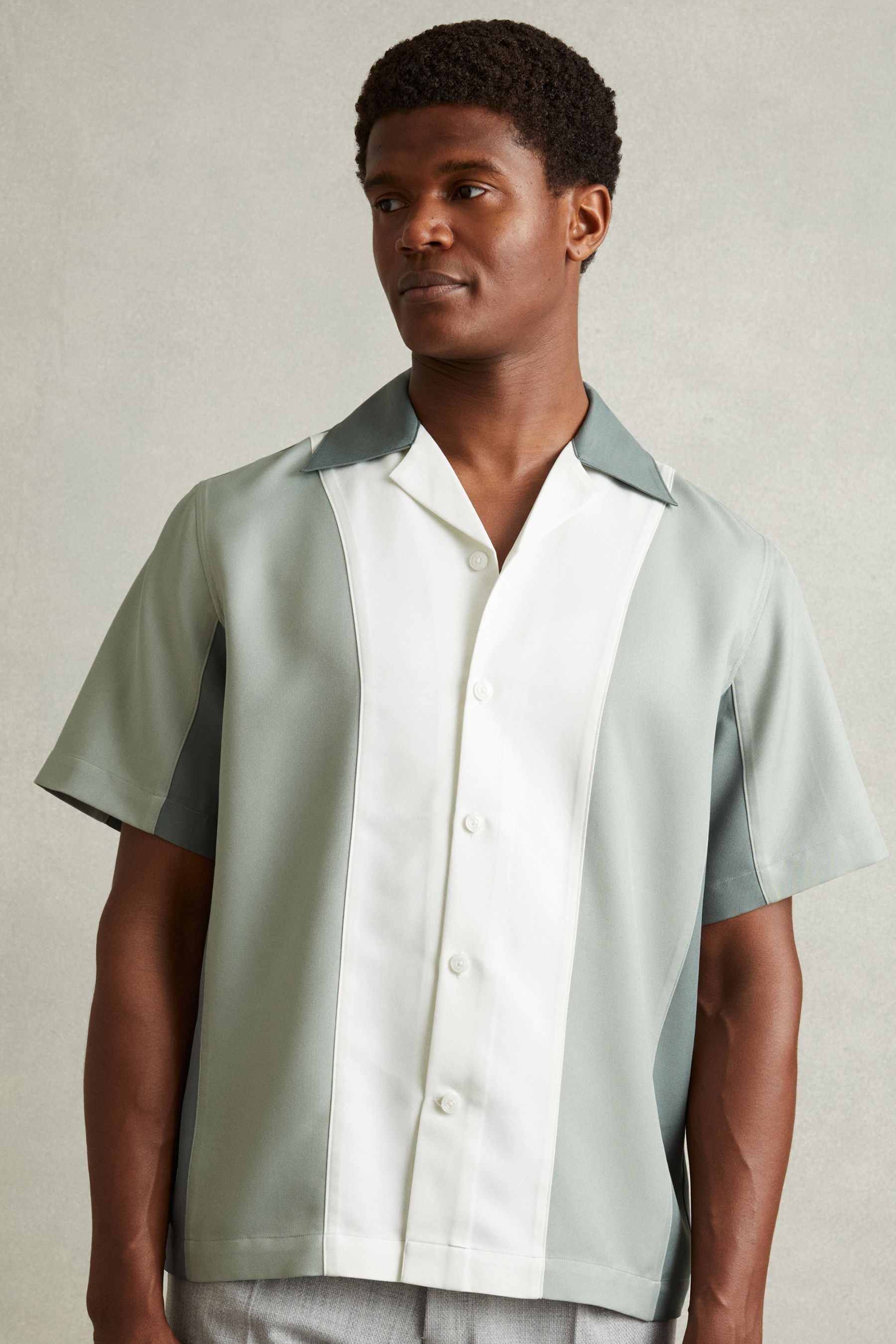 REISS GREEN MULTI DALORIAN COLOURBLOCK CUBAN COLLAR SHIRT