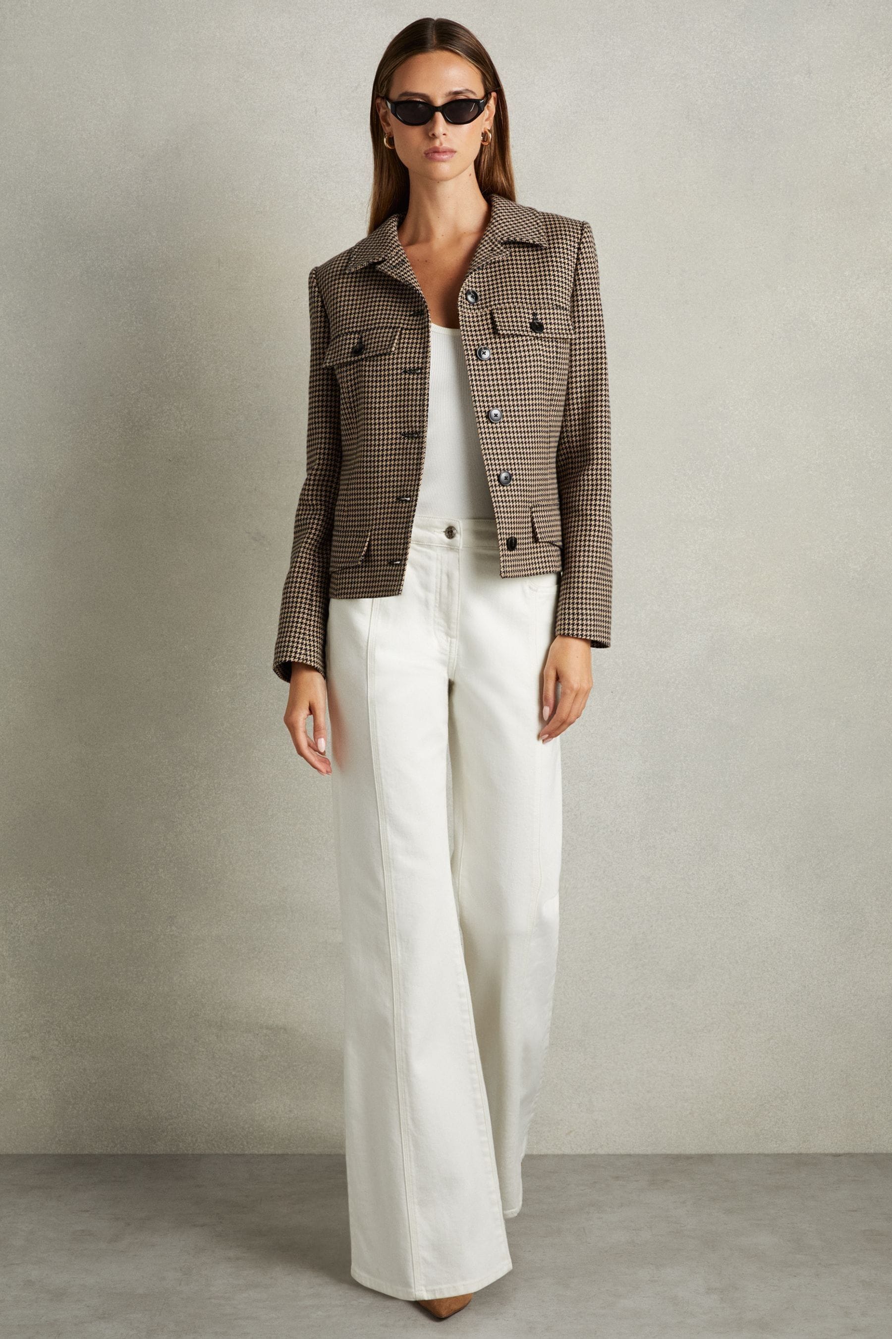 Reiss Lena Patch-pocket Checked Wool-blend Jacket In Black/camel