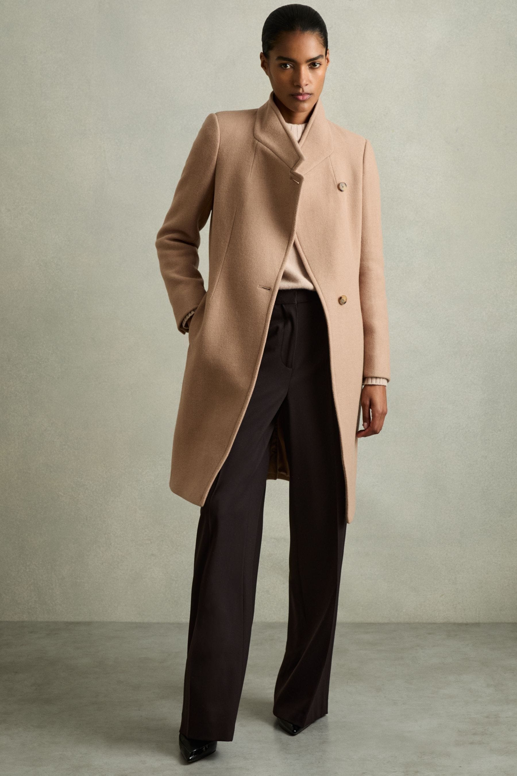 Reiss Maude Light Camel Wool Blend Longline Double Breasted Coat, 12, Navy & camel