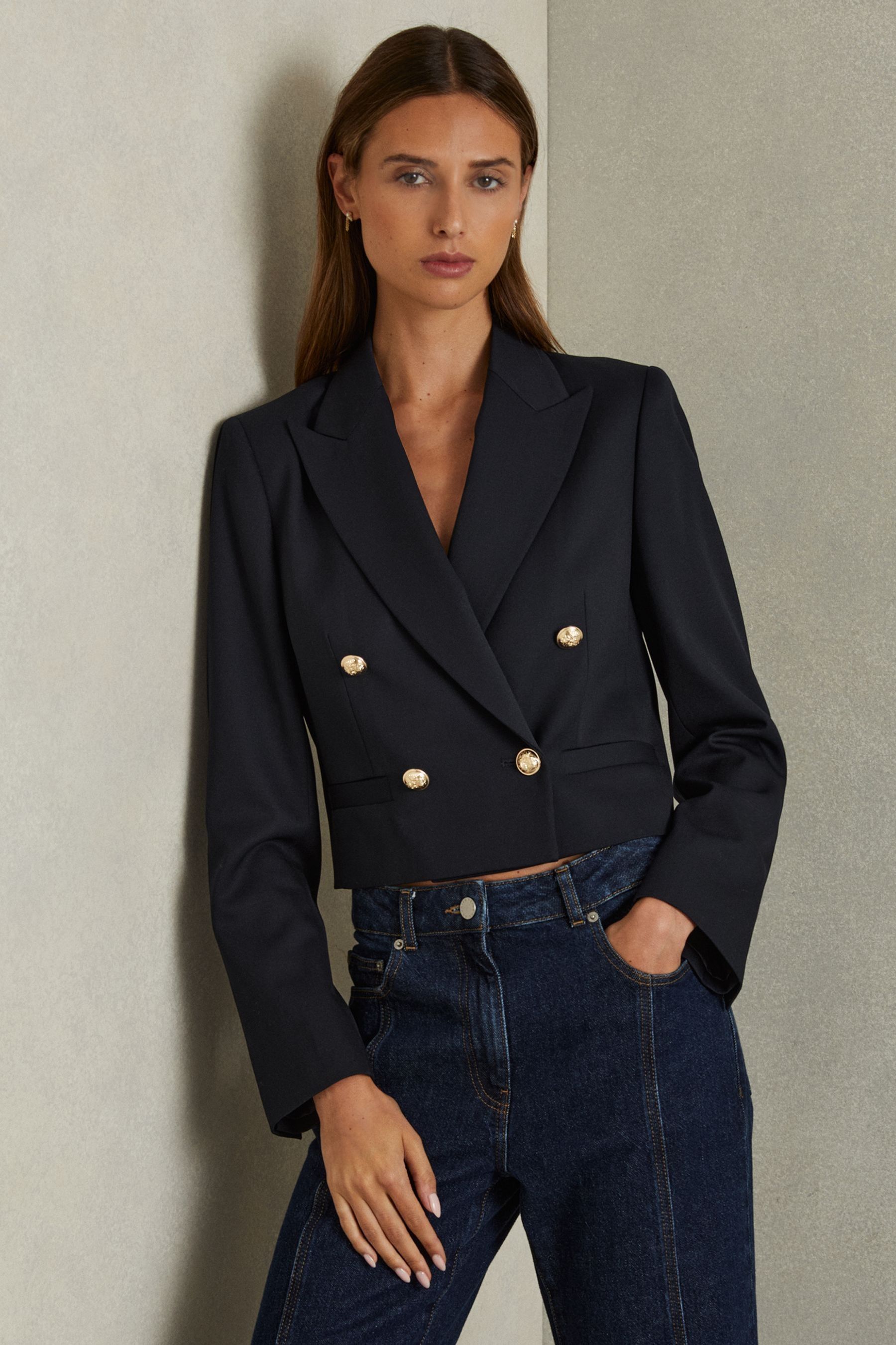 Reiss Navy Cropped Wool-blend Double-breasted Blazer In Navy