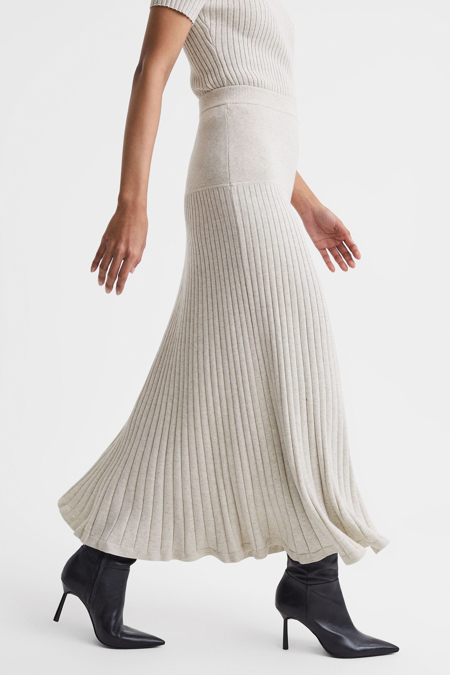 Anna Quan Cotton Ribbed Maxi Skirt In Ecru