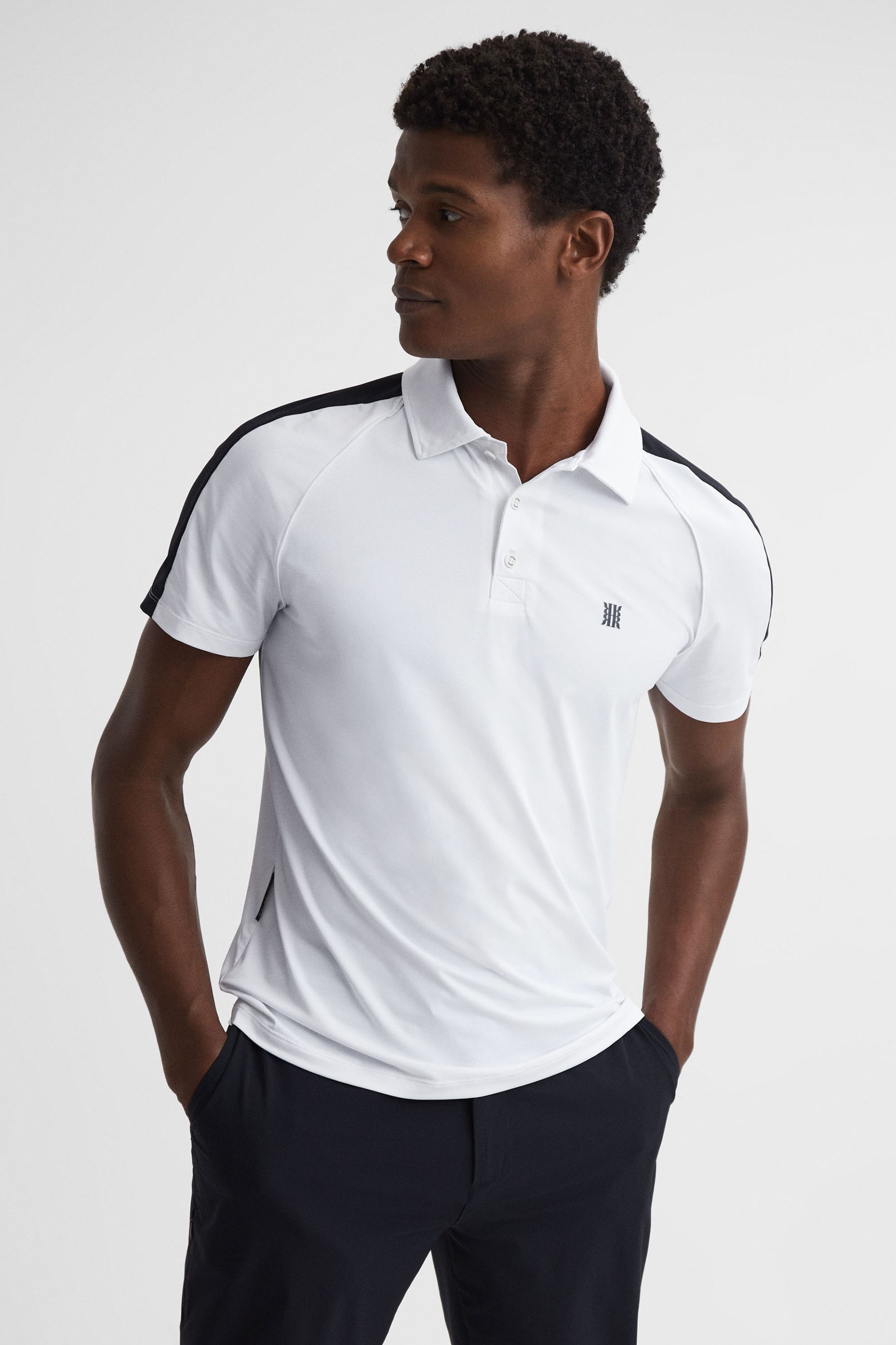 Reiss Camberley - White/navy Golf Airtech Slim Fit Polo Shirt, L