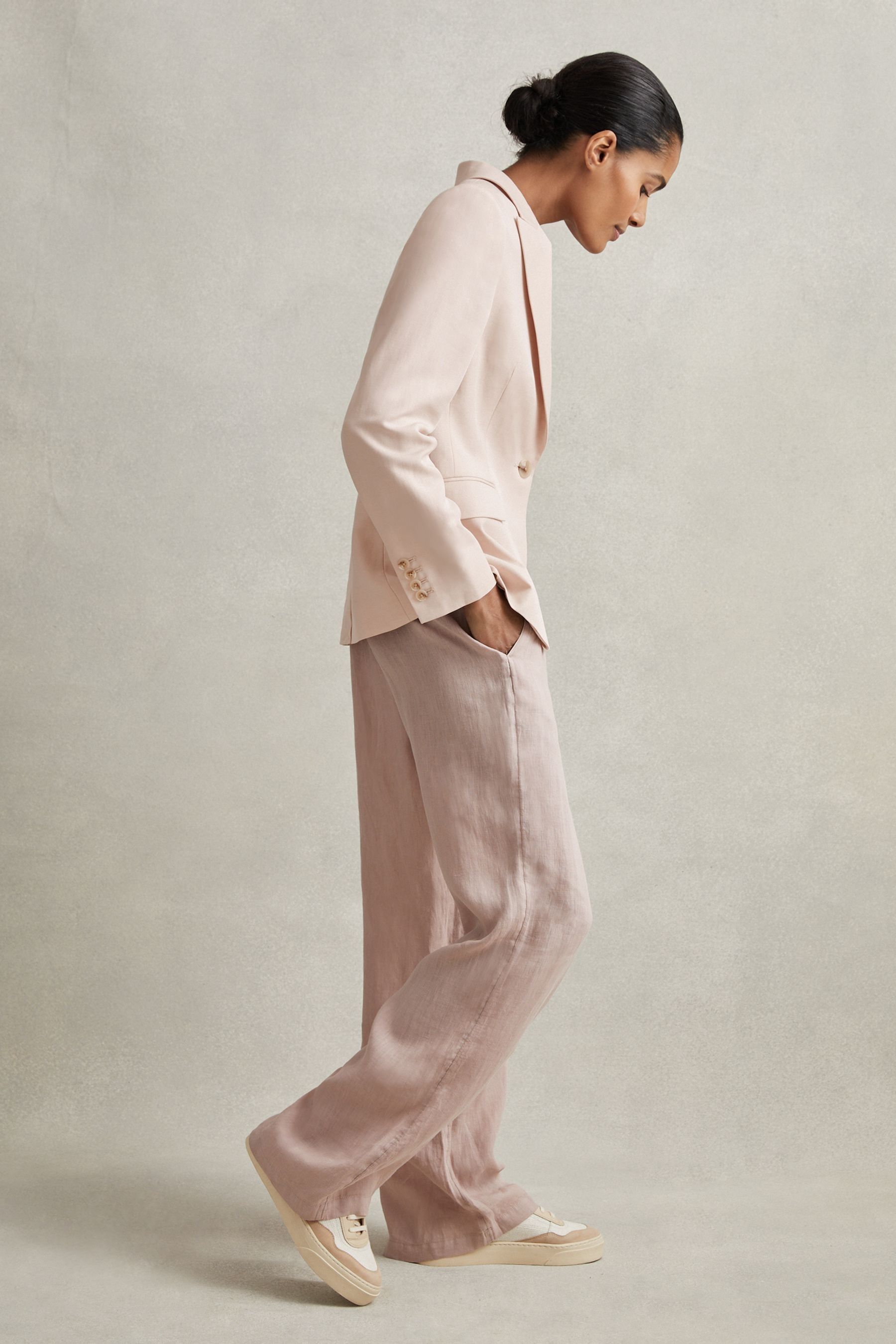 Reiss Pink Single Breasted Suit Blazer With Tencel™ Fibers In Pink