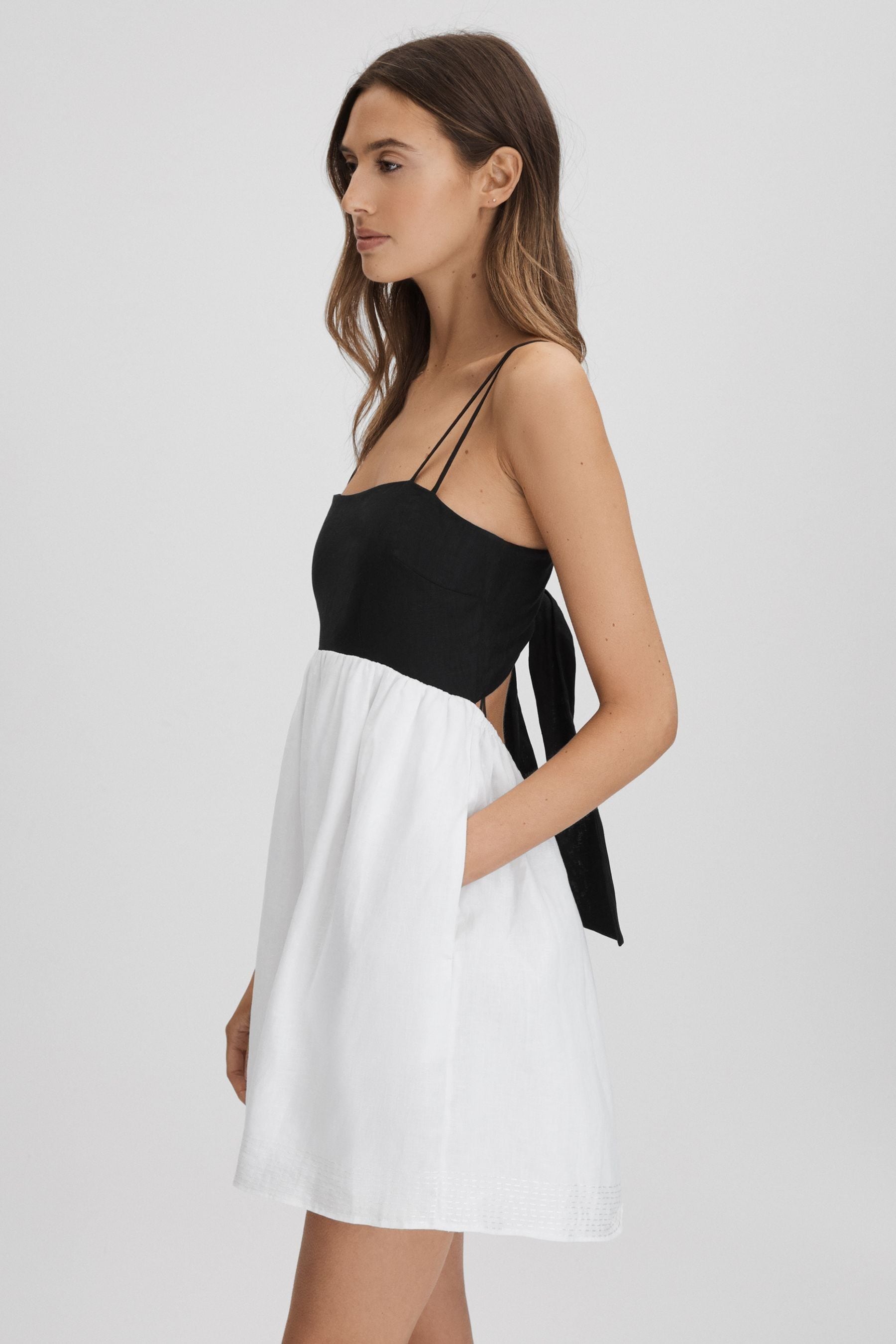 Reiss Hadley - Black/white Linen Colourblock Mini Dress, Us 10