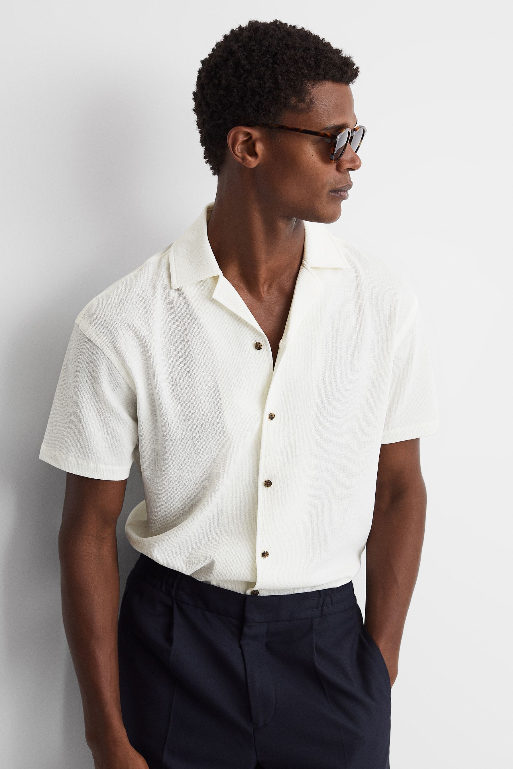 Reiss Hunt - Ecru Textured Cuban Collar Shirt, L