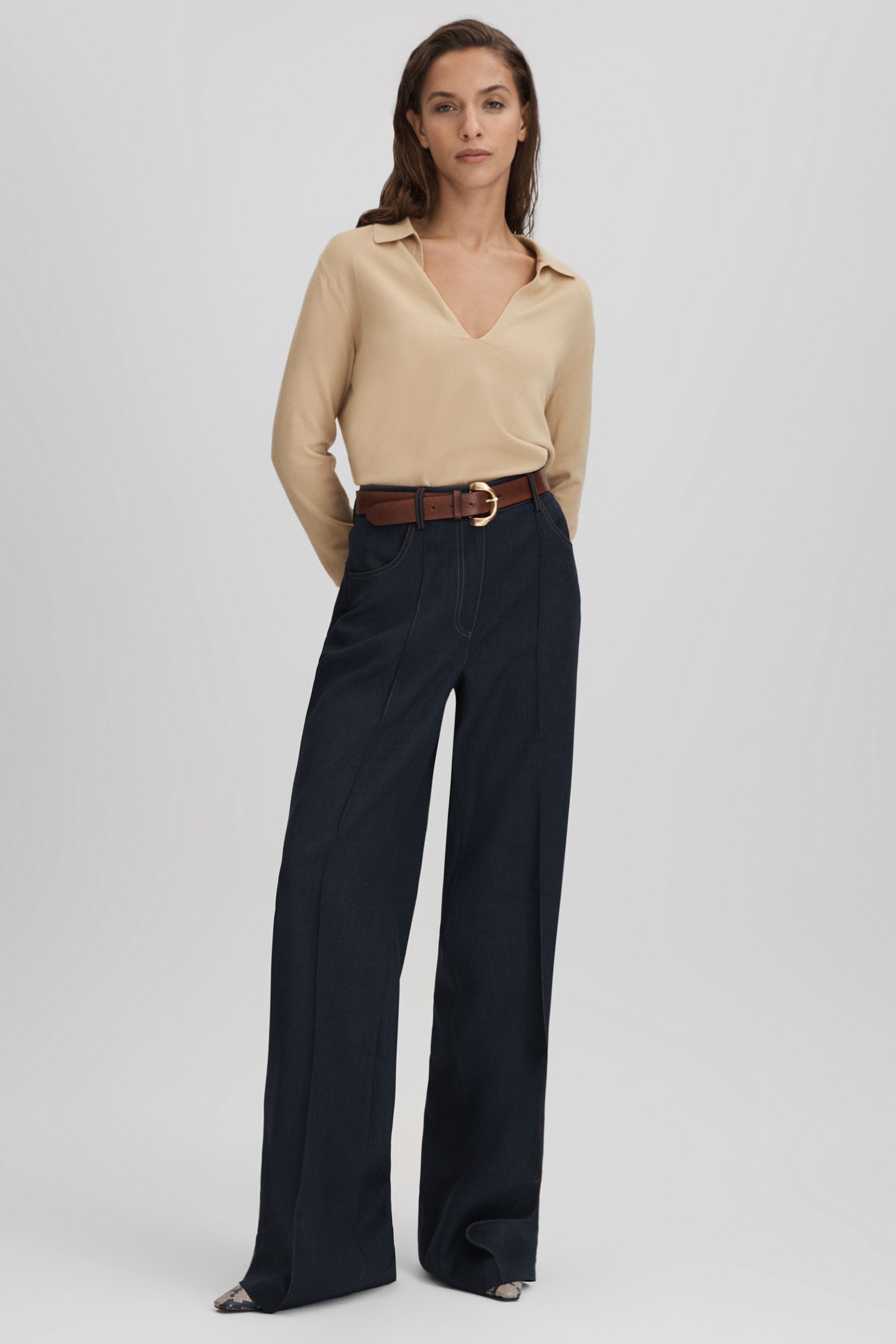 Reiss Stone Nellie Knitted Collared V-neck Top In Stone