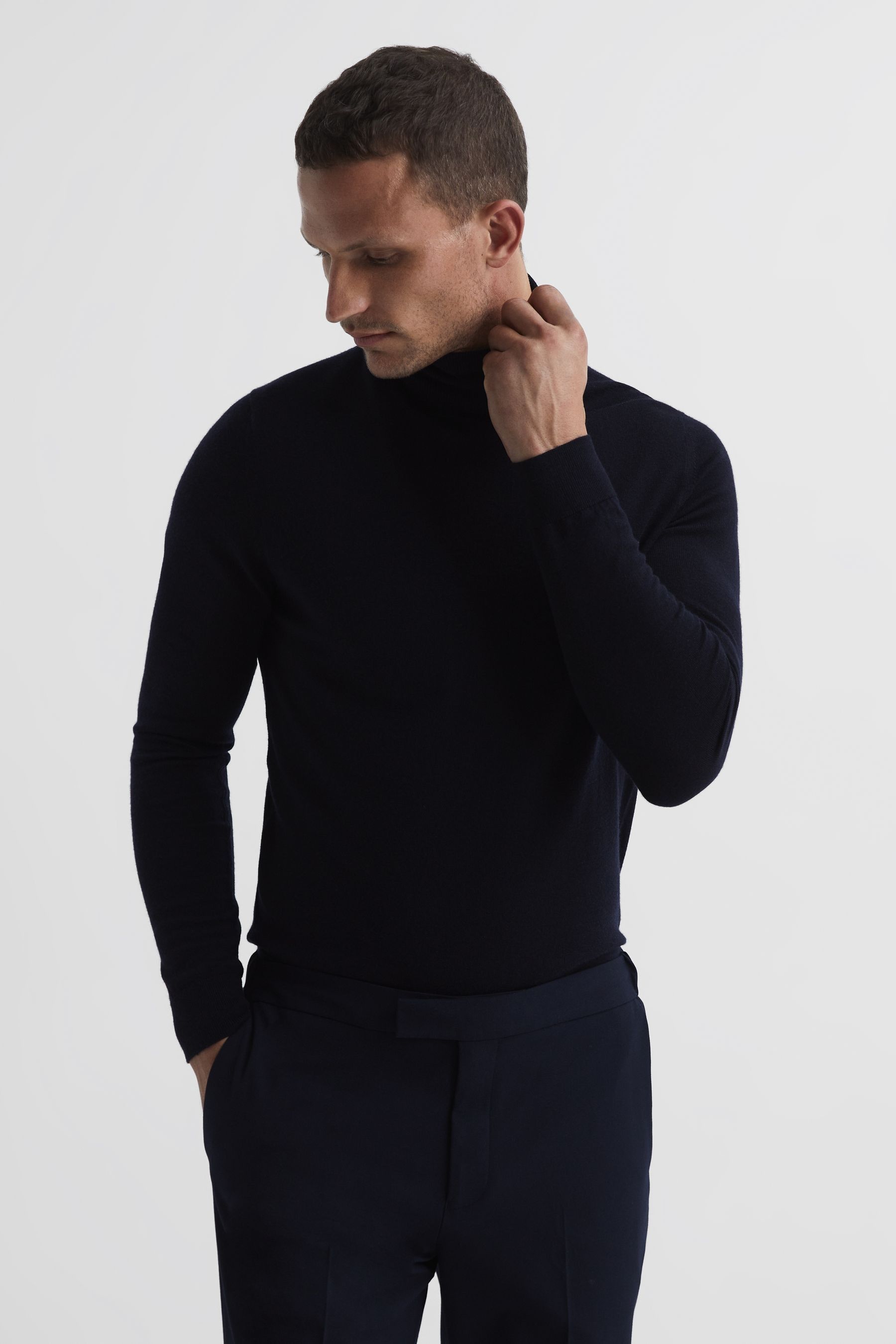 Reiss Mens Black Wessex Crewneck Merino-wool Jumper Xs In Navy
