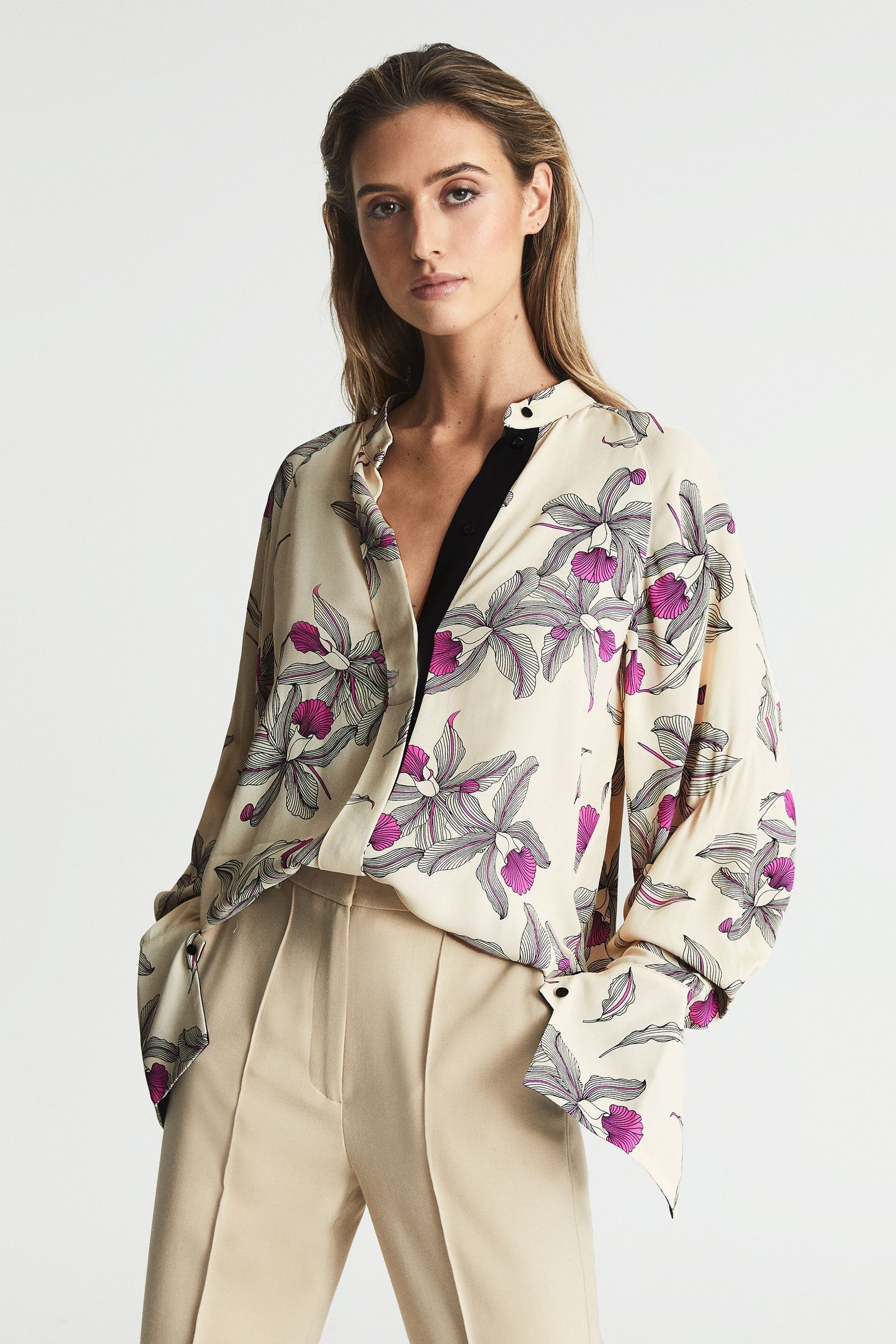 Reiss Tilly Orchid Print Blouse In Neutral