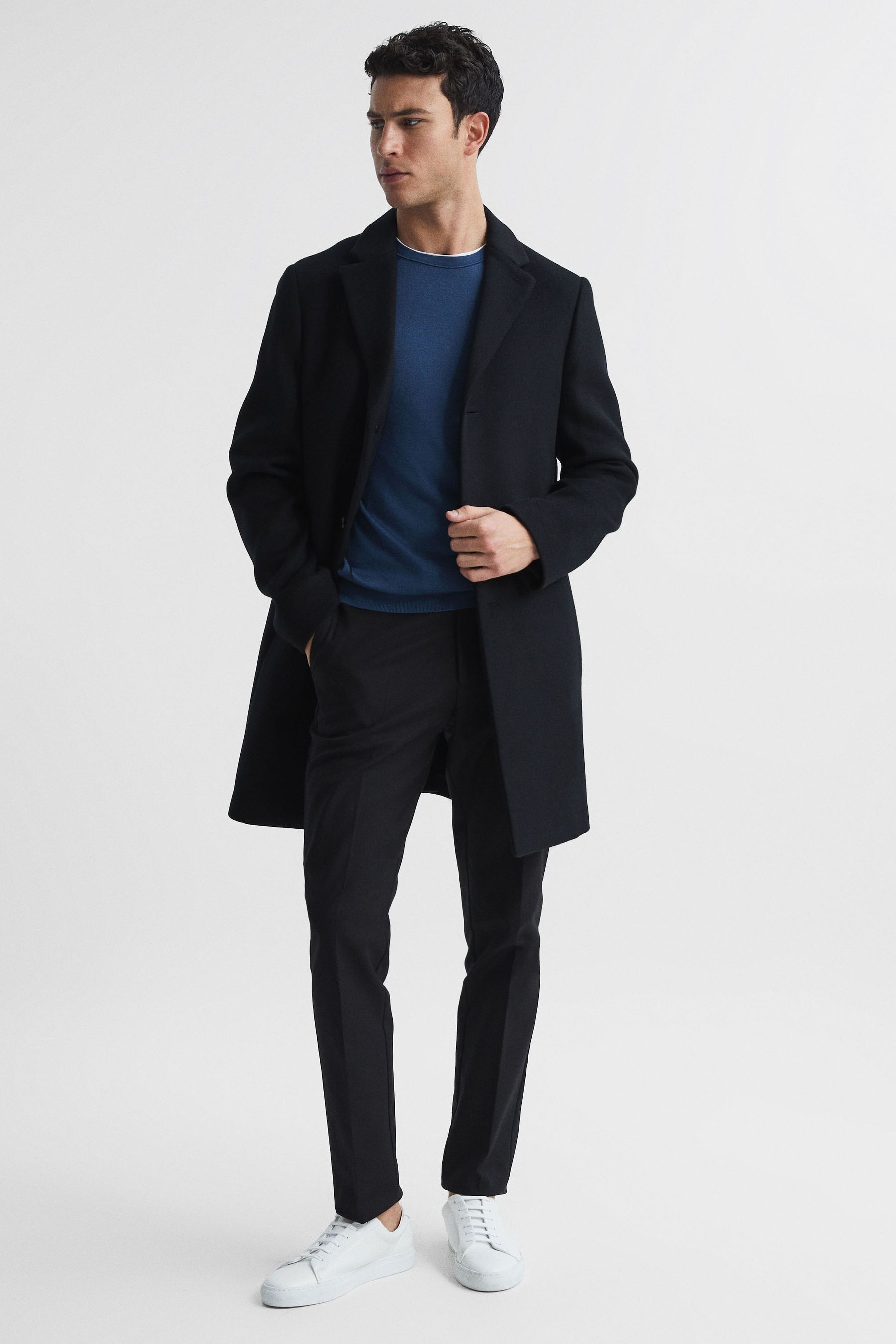 Reiss Gable In Black