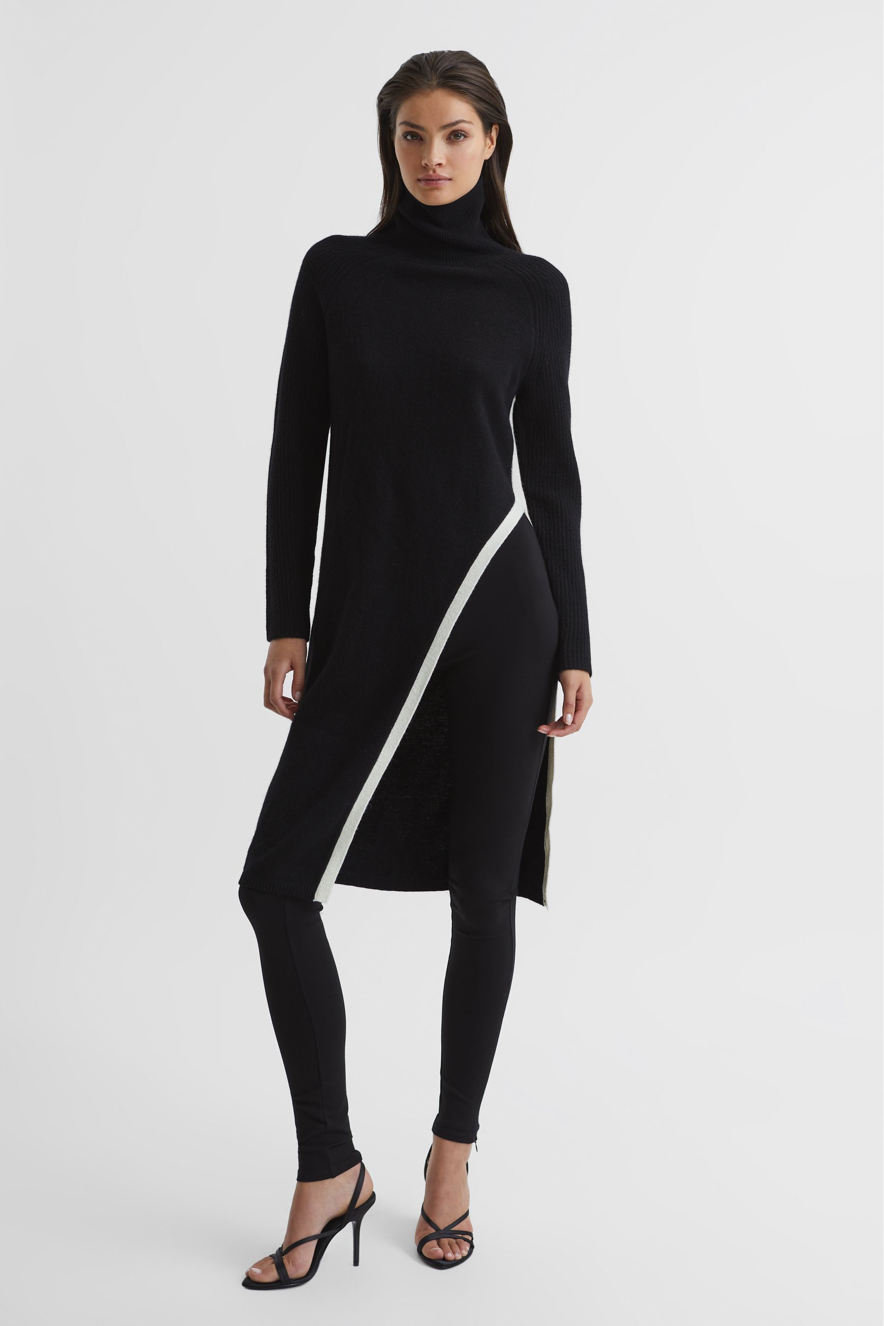 Elle - Black/White Roll Neck...