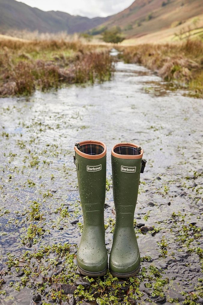 barbour international wellies review