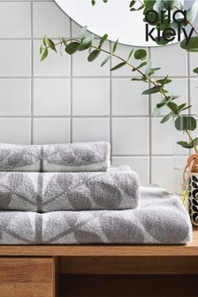 Orla Kiely Grey Botanica Stem Towel