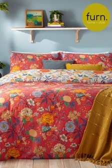 furn. Red Azalea Printed Floral Reversible Duvet Cover And Pillowcase Set