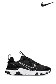 younger boys nike trainers