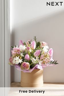 Lilac Mother's Day Seasonal Fresh Flower Bouquet in Hatbox (427796) | £32