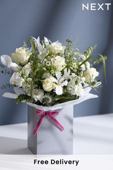 White Mother's Day Thinking Of You Flowers Gift Bag (534054) | £40