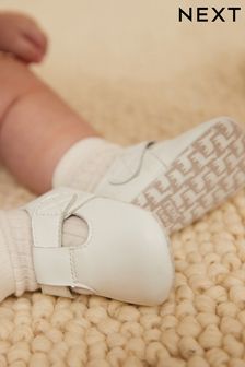 White Baby Leather T-Bar Pram Shoes (0-24mths) (610654) | £14