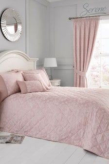 Serene Pink Blossom Bedspread