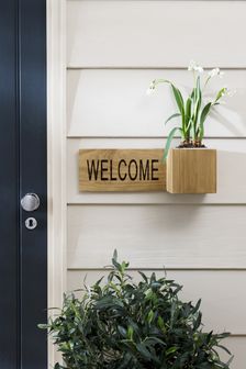 Brown Bronx Welcome Sign Plant Pot
