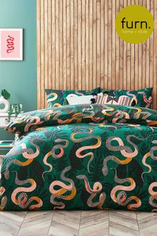 furn. Green Serpentine Tropical Reversible Duvet Cover and Pillowcase Set