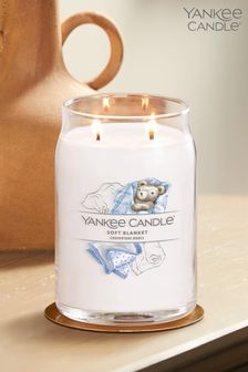 Yankee Candle Signature Large Jar Scented Candle, Soft Blanket
