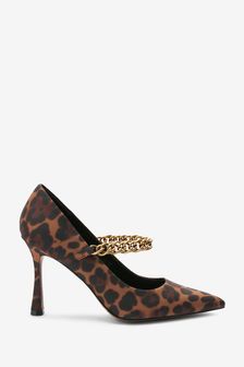 Chain Pointed Court Shoes