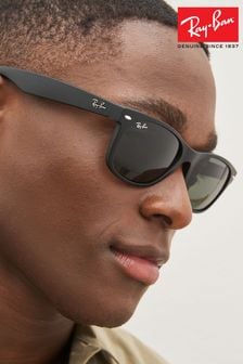 Ray-Ban New Wayfarer Sunglasses (M20113) | £128