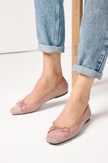 Forever Comfort Leather Square Toe Ballerinas