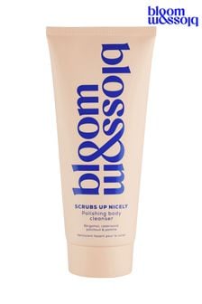 Bloom and Blossom Scrubs Up Nicely Polishing Body Cleanser