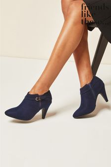 medium heel ankle boots