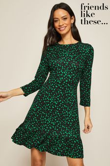 Friends Like These Green Regular Fit And Flare Three Quarter Sleeve Dress (Q32687) | £28