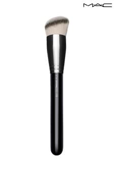 MAC 170 Synthetic Rounded Slant Brush (R69637) | £28