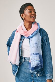 Abstract Lightweight Scarf