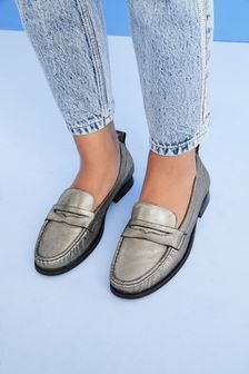 Metallic Womens Shoes Flats and flat shoes Slippers Tods Loafers in Silver 