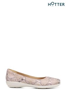 Hotter Natural Robyn Classic Ballet Pumps