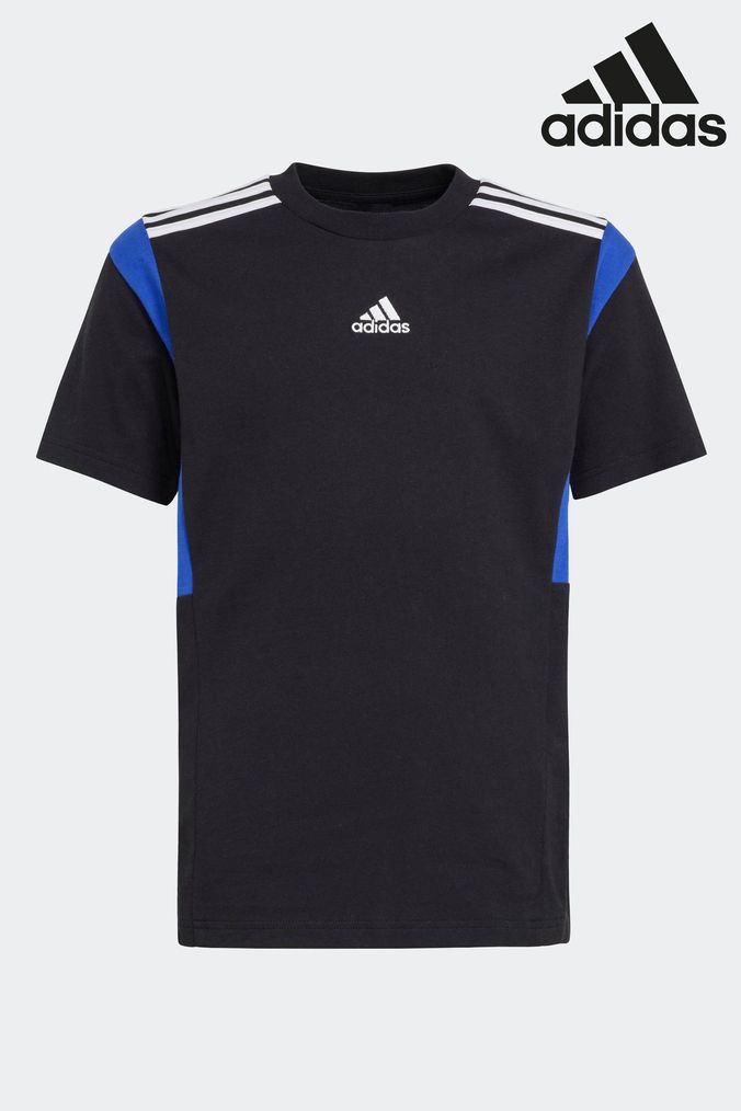 Adidas backpacks myntra best sale