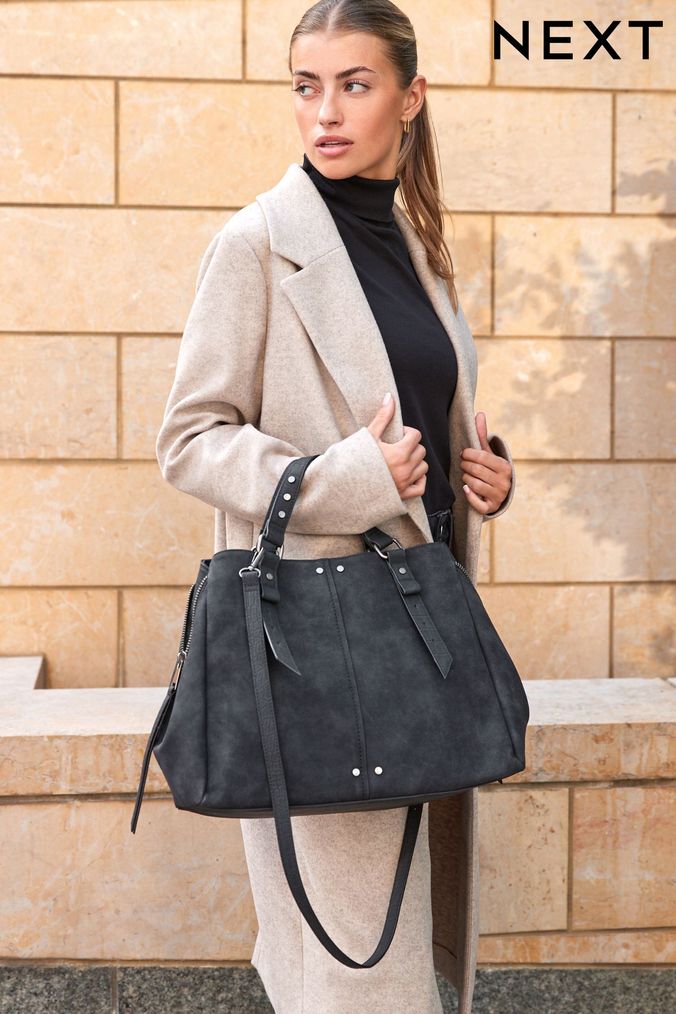 Black tote zip discount bag